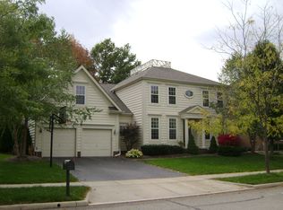 7123 Bowermoss Dr, New Albany, OH 43054