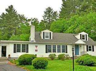 104 Thorndike St, Dunstable, MA 01827