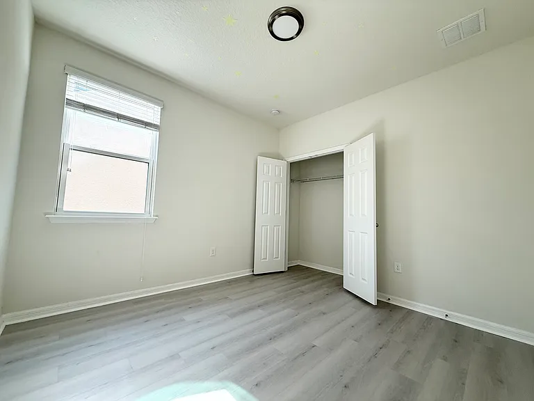 12621 Salomon Cove Dr — Photo 25