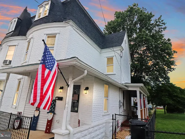 430 W Market St, Orwigsburg, PA 17961