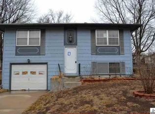 3942 SW Atwood Ter, Topeka, KS 66610