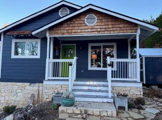 217 Stateline Dr, Eureka Springs, AR 72631