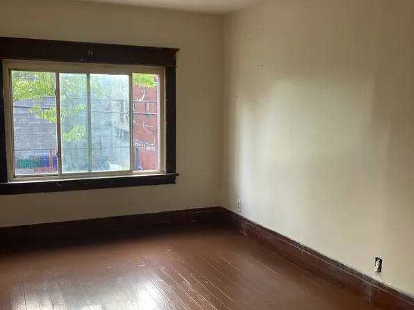 255 Burgard Pl, Buffalo, NY 14211