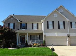 2453 Clarjon Dr, Ballwin, MO 63021