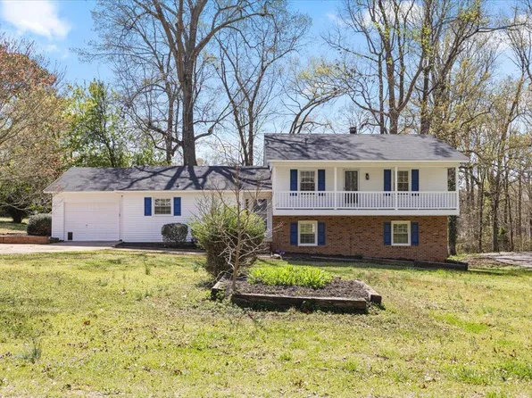 1101 Driftwood Dr, Siler City, NC 27344