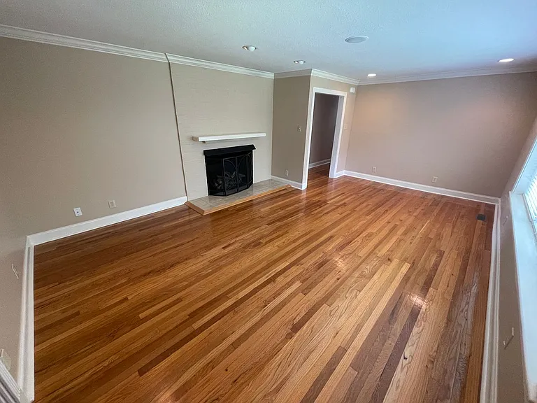 105 Norman Ln — Photo 14