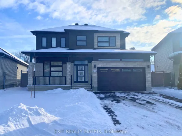 1144 Avignon St, Russell, ON K0A 1W0