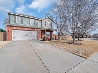 5001 W Bay Ct, Rogers, AR 72758