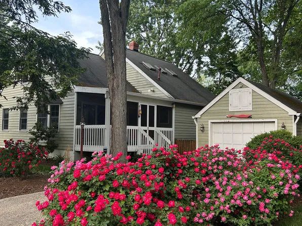 1111 Van Buren Dr, Annapolis, MD 21403