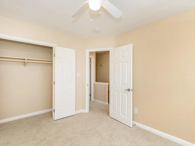 Sandpointe Cove Apartment Homes — Photo 35