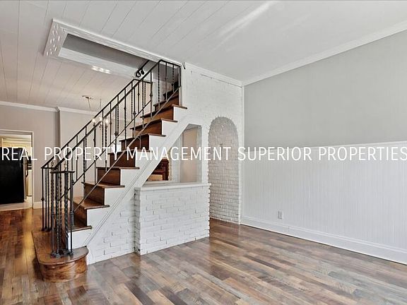 2nd image of 3019 Tilton St