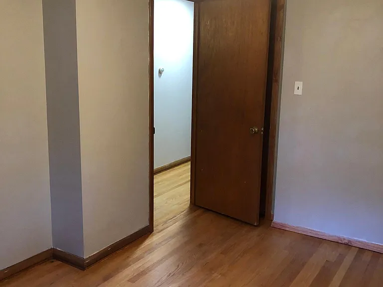Wilson Ln — Photo 16