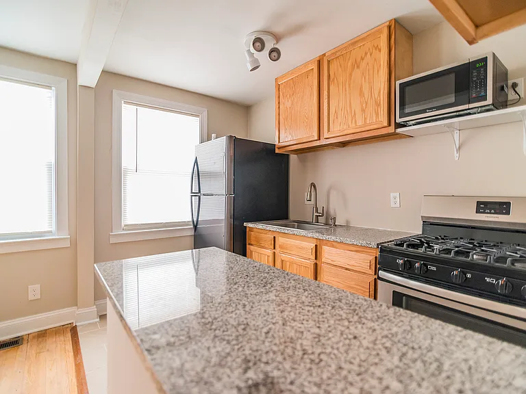 1-1653 Northgate Rd #1 — Photo 6