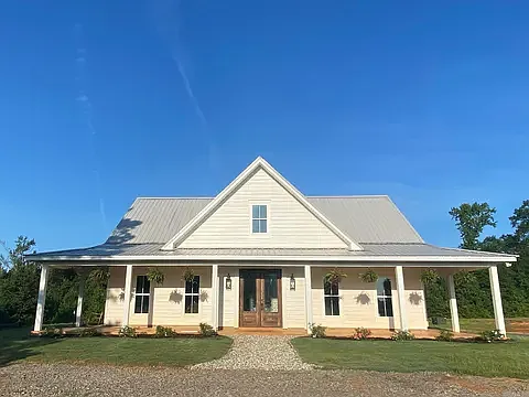 Degray Rd — Photo 1