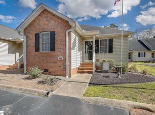 104F Park Crossing Dr, Easley, SC 29640