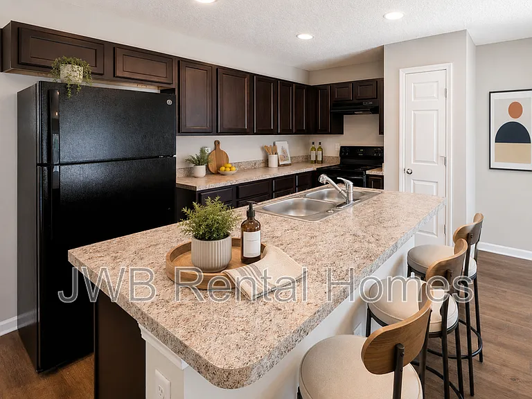 1291 Neva St — Photo 3