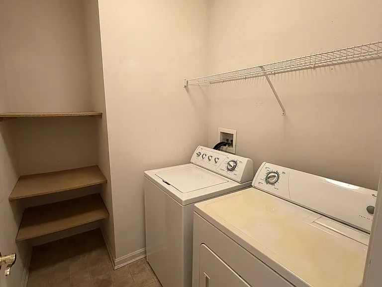 9008 Executive Club Dr — Photo 17