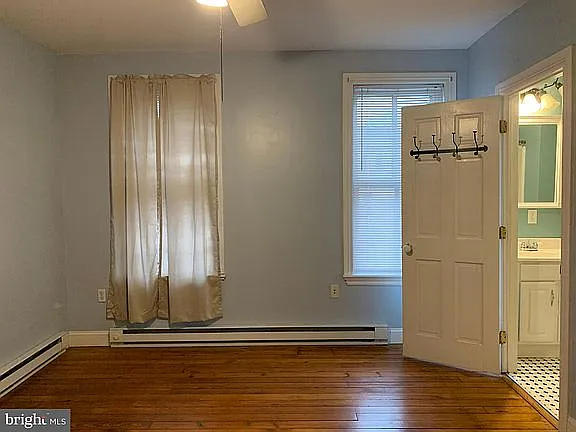 3 bed, 1800 sqft, $1,950 — Photo 3