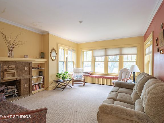 2nd image of 2651 W Winona St