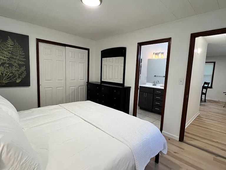 9429 Harold Dr — Photo 12