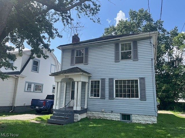 1st image of 912 S Hawkins Ave