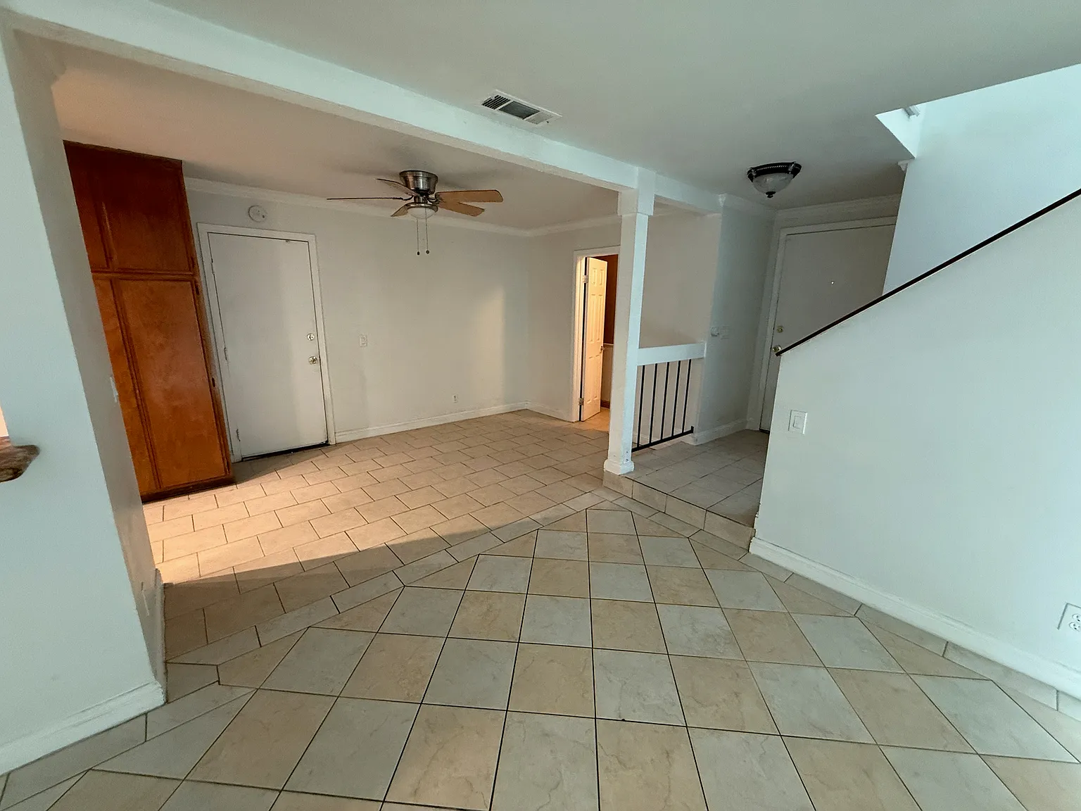 1723 E Flora St — Photo 2