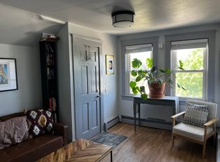 134-136 N Hull St #3, East Providence, RI 02914
