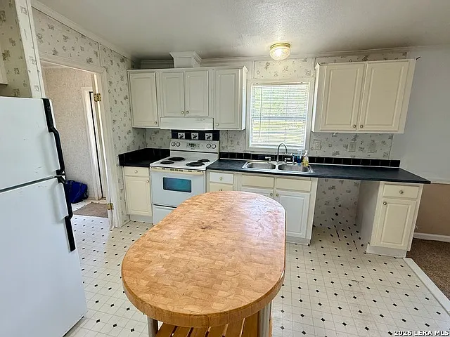 254 Kens Rd — Photo 13