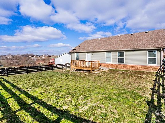2nd image of 717 Glen Abbey Way