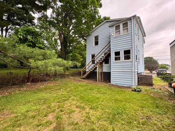 81 Springdale Ave, Meriden, CT