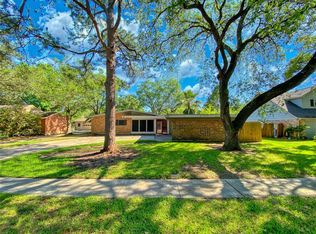 10246 Old Orchard Rd, La Porte, TX 77571