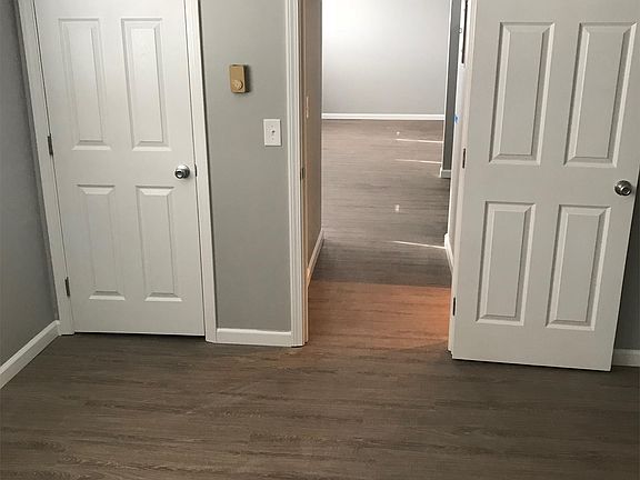 3rd image of 822 Clough Pike APT 7