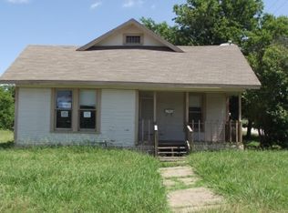 623 E Walnut St, Hillsboro, TX 76645