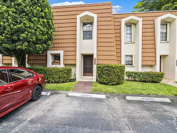 2nd image of 11555 NW 2nd St #11555