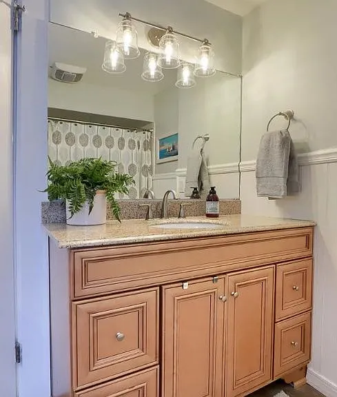 729 E Orange St — Photo 15