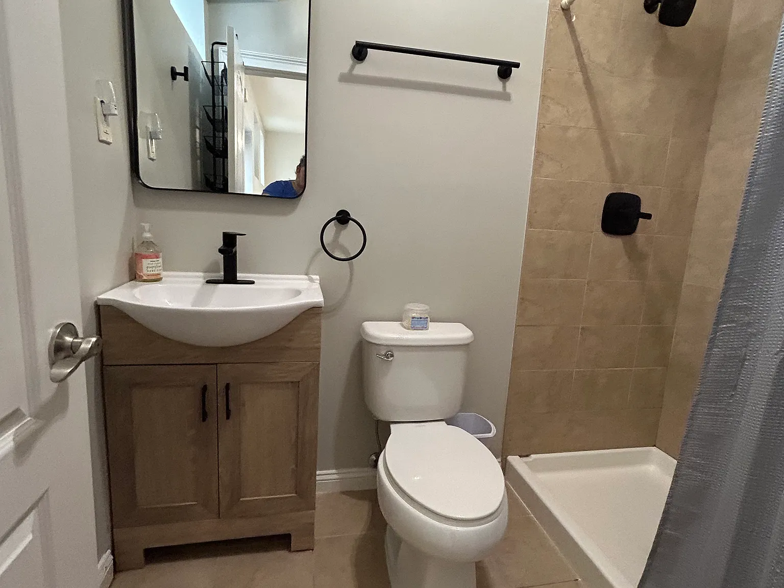 319 Ramona Ave — Photo 3