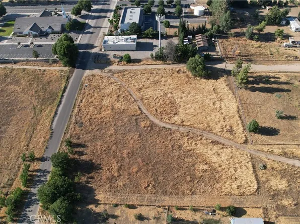 2 Valley View Rd, Anza, CA 92539