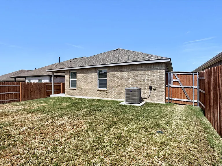 2816 Owl Head Dr — Photo 22