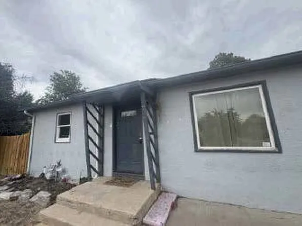 706 Airlane Ave, Pueblo, CO 81005