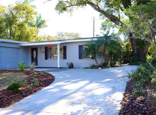 10703 Lake Carroll Way, Tampa, FL 33618