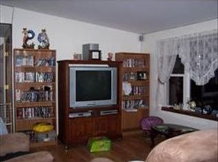 948 N Orange Rd, Athol, MA 01331