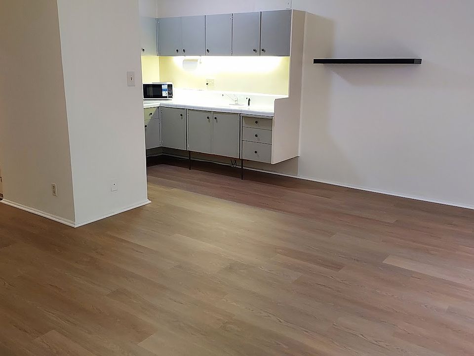 1st image of 1617 E Ocean Blvd APT 3