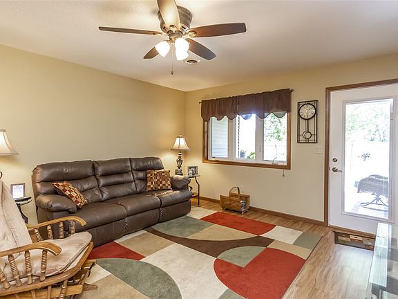4th image of 580-582 7th St