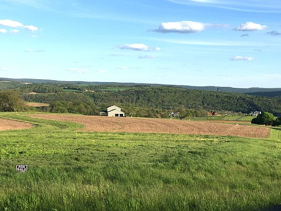 2nd image of Scenic Dr