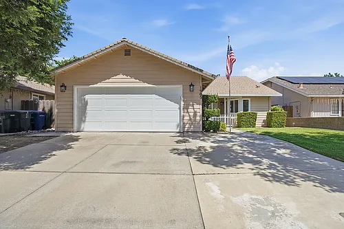 1905 Ursini Ln Photo 1