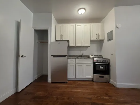 75 Fort Washington Ave, New York, NY