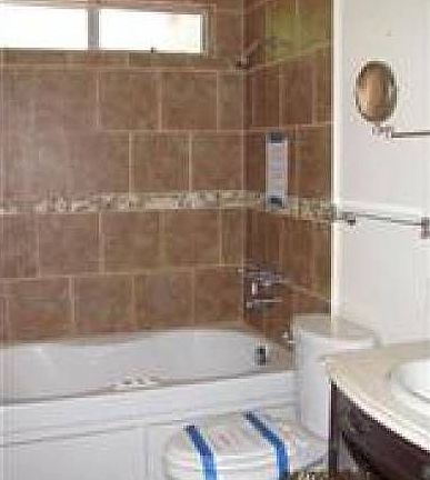 5th image of 16520 Evelyn Way