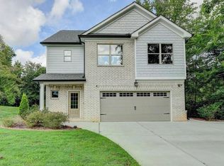 3260 Ivy Lake Dr, Buford, GA 30519