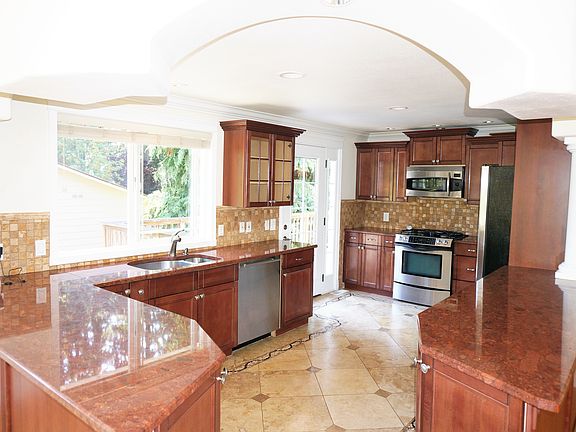 3rd image of 12623 SE 27th St