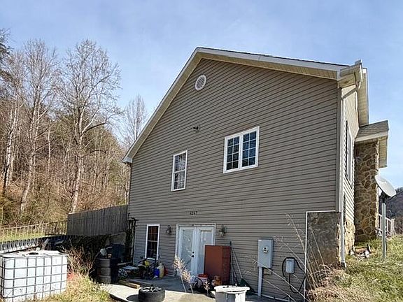 2nd image of 6267 Dillons Mill Rd